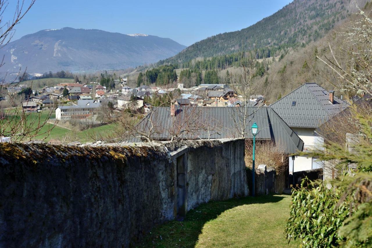 Refuge Du Vieux Bourg Hotell Le Châtelard Exteriör bild